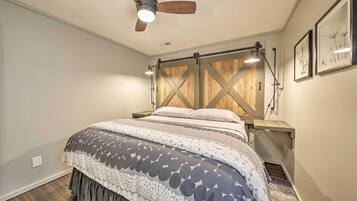 Cottage (2 Bedrooms) | Interior