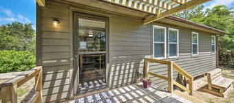 Cozy Cottage < 2 Mi to Cape Hatteras Natl Shore!