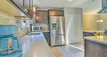 Pet-friendly Michigan Home: 5 Mi to State Park!