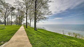 Cottage (2 Bedrooms) | Interior