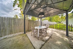 Cottage (2 Bedrooms) | Interior