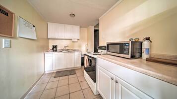 Cottage (2 Bedrooms) | Interior