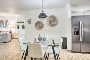 Interior - Stunning Condo By Trails, Nat'l Monument! (Grand Junction)