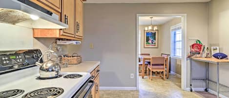 House (2 Bedrooms) | Interior