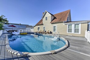 Outdoor pool - Charming Wildwood Hideaway w/ Private Pool & Deck! (Wildwood)