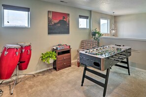 House (3 Bedrooms) | Interior - Oregon Home ~ 17 Mi to The Last Blockbuster! (Redmond)