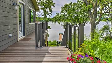 House (2 Bedrooms) | Front of property