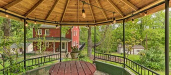 The Millersburg Mountain House Getaway w/ Gazebo!