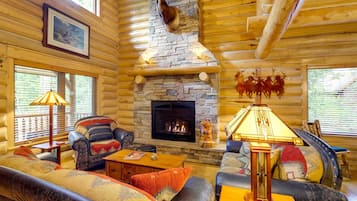 Rumah (4 Bedrooms) | Bagian depan properti