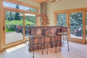 Interior - Stunning Mtn Views, Private Stream: Evergreen Gem! (Evergreen)