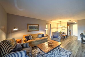 Interior - Branson Condo Near Lake & Silver Dollar City! (Branson)