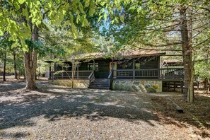House (3 Bedrooms) | Interior - Private Broken Bow Cabin w/ Hot Tub + Gazebo! (Broken Bow)