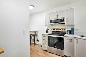 Apartment (1 Bedroom) | Interior