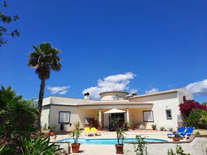 Pool - Beautiful villa with private pool and sea view (foupana, moncarapacho)