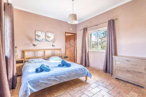 Room - Beautiful villa with private pool and sea view (foupana, moncarapacho)