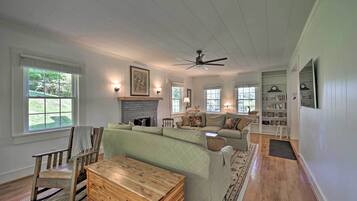 ุงูู
ูุดุฃุฉ ู
ู ุงูุฏุงุฎู