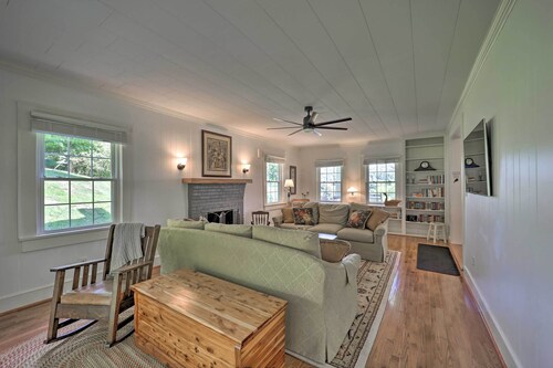 Family-friendly Retreat: Enjoy Year-round Fun