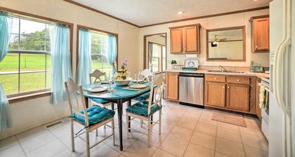 Warm & Inviting Family Home - 2 Mi to Golf Course!