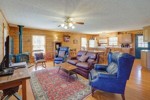 House (4 Bedrooms) | Interior