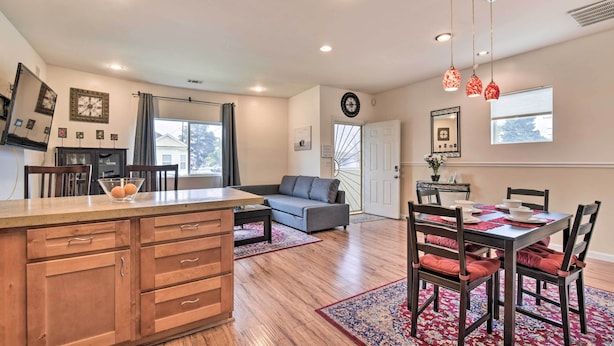 Khu ăn uống