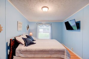 3 bedrooms, WiFi, bed sheets