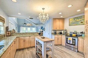 Cottage (2 Bedrooms) | Interior