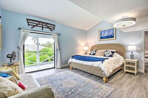 Cottage (2 Bedrooms) | Interior - Longboat Key Cottage: Extended Stays Welcome! (Longboat Key)