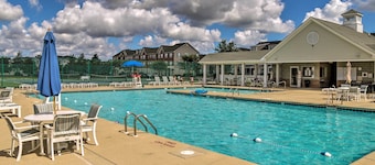 Porch & Community Perks: Walkable Lewes Condo