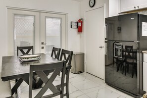 Apartment (3 Bedrooms) | Interior