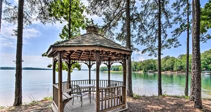 Views, Pools & Marina: Lake Keowee Condo!