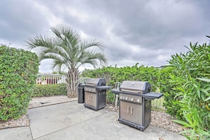 Apartment (2 Bedrooms) | Interior - Ocean Views & Amenities: Sands Beach Club Condo! (Myrtle Beach)