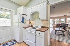 Cottage (2 Bedrooms) | Interior