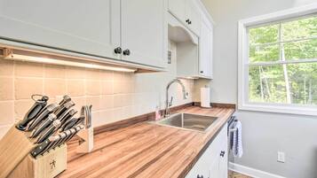 Cottage (2 Bedrooms) | Interior