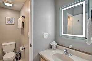 Apartment (2 Bedrooms) | Interior - Frisco Condo 2 Blocks to Main St: Year-round Fun! (Frisco)