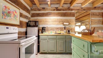 Apartment (1 Bedroom) | Interior