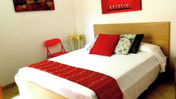 2 bedrooms, bed sheets