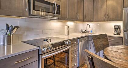 Modern Condo: 2 Blocks to Main Street Frisco!