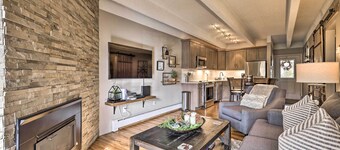 Modern Condo: 2 Blocks to Main Street Frisco!