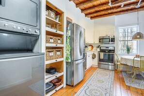 Cottage (4 Bedrooms) | Interior