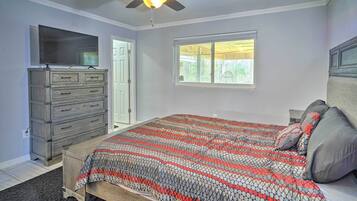 3 bedrooms, iron/ironing board, bed sheets