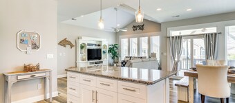 Surf City House ~ 400 Ft Walk to Beach w/ Decks!