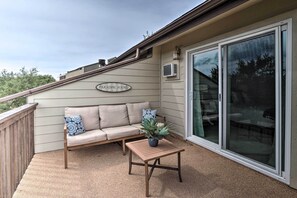 Apartment (4 Bedrooms) | Interior - Lakefront Resort Living: Pool, Golf, Tennis & More (Leander)