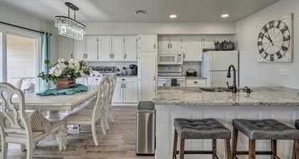 Lakefront Resort Living: Pool, Golf, Tennis & More