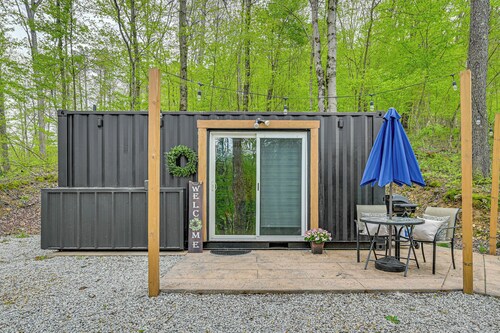 Tiny Home w/ Hot Tub & Mini Highland Cows!