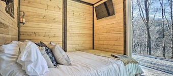 Tiny Home w/ Hot Tub & Mini Highland Cows!