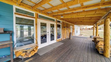 House (1 Bedroom) | Interior