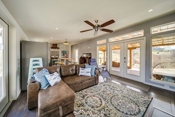 House (1 Bedroom) | Interior