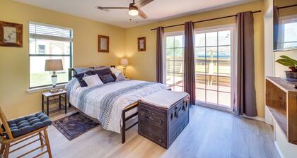 Barling Vacation Rental: Fenced-in Yard w/ Hot Tub