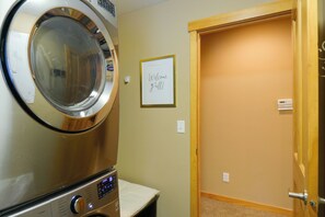 House (3 Bedrooms) | Interior - Mountain Cabin: 15 Mi to Breckenridge Ski Resort! (Alma)