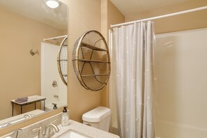 House (3 Bedrooms) | Interior - Mountain Cabin: 15 Mi to Breckenridge Ski Resort! (Alma)